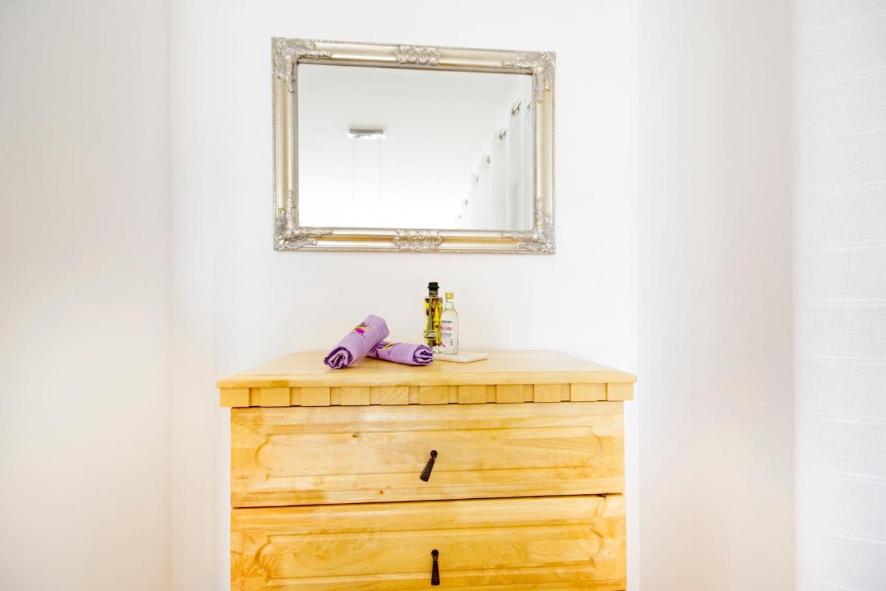 Apartment Laura Привлака Екстериор снимка