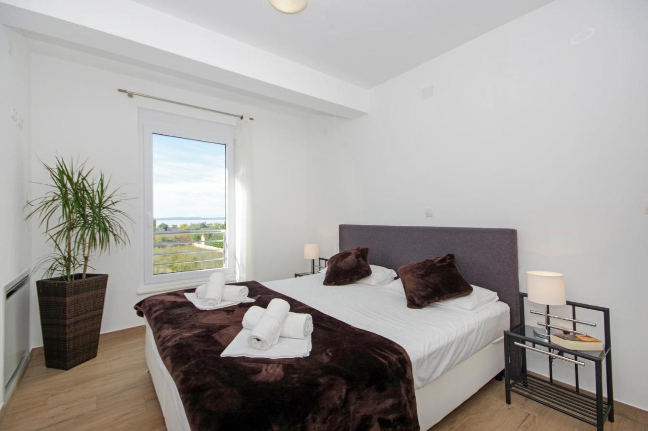 Apartment Laura Привлака Екстериор снимка